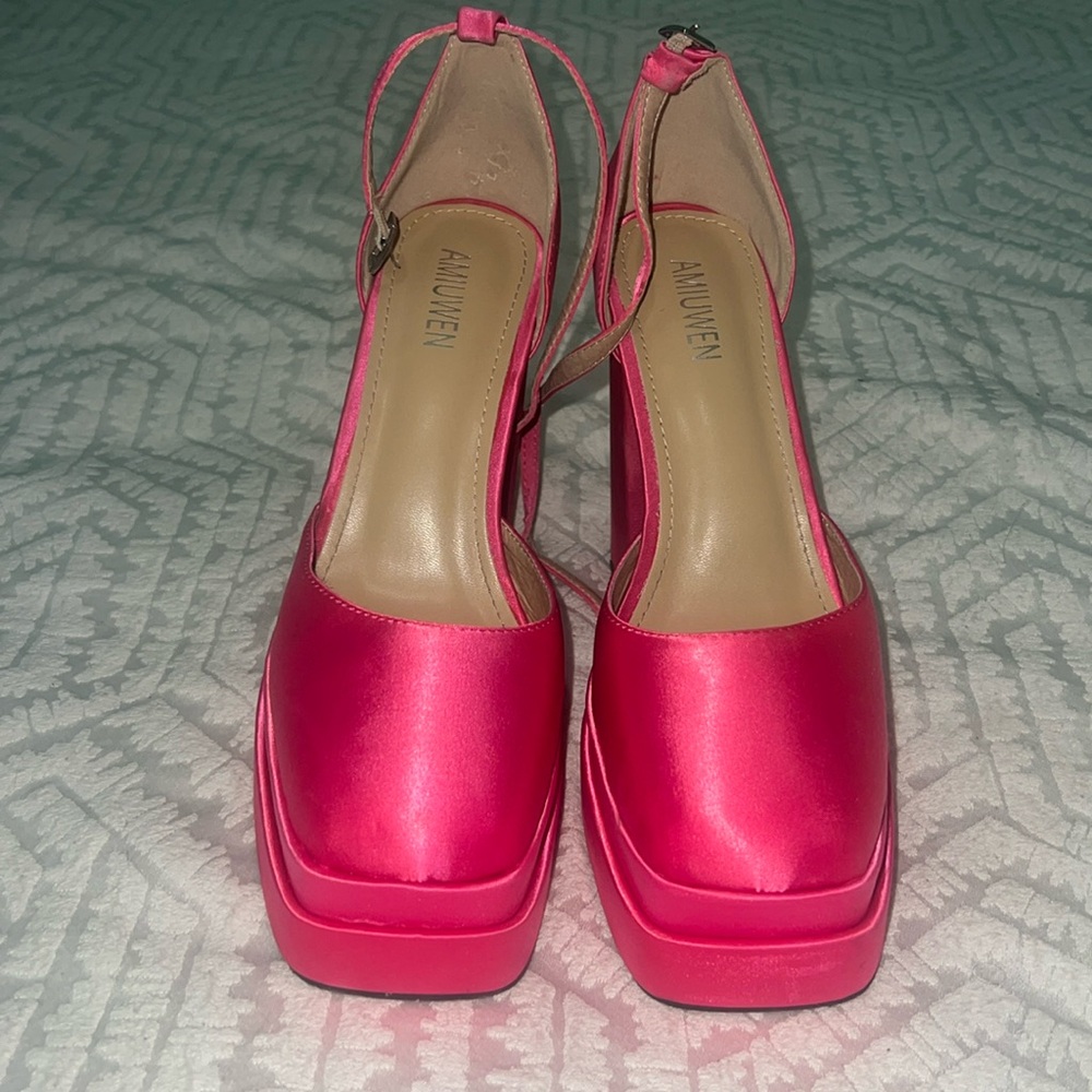 Barbie pink shoes